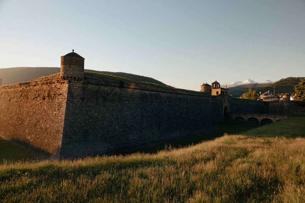 7-day itinerary exploring Huesca’s adventure destinations
