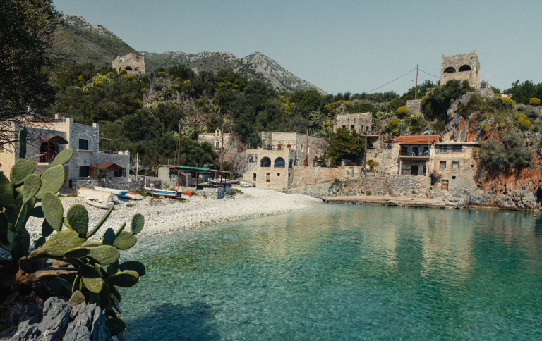 Peloponnese travel guide