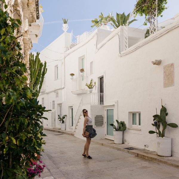 White-washed alleyways in Locorotondo’s historic town center