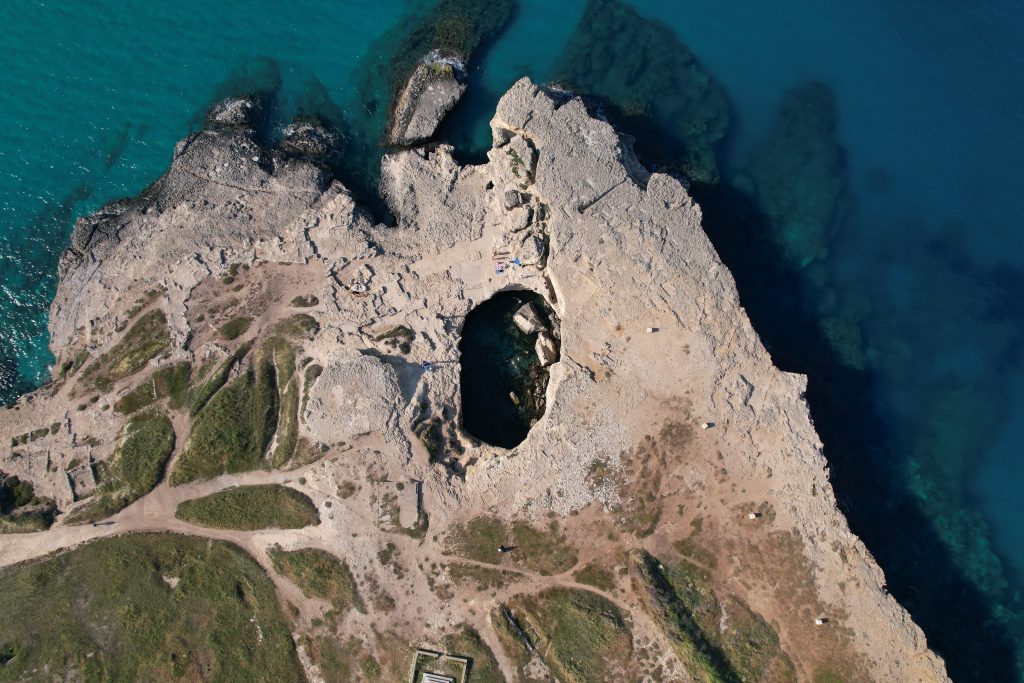 Seaside cliffs and turquoise waters in Italy