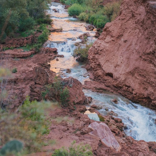 Havasupai hiking guide with waterfalls and scenic canyon views